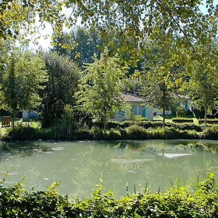 Сasa de vacaciones Village Le Pontaroux