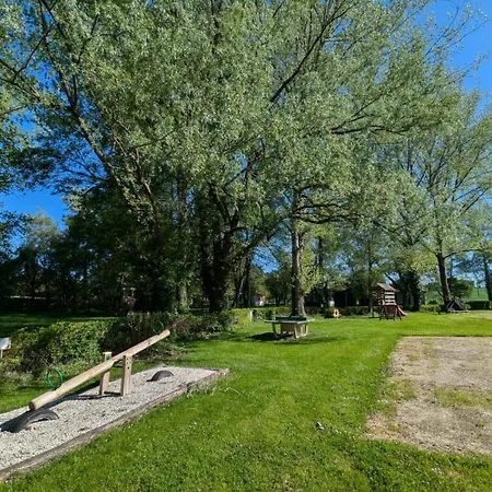 Village Le Pontaroux Сasa de vacaciones *