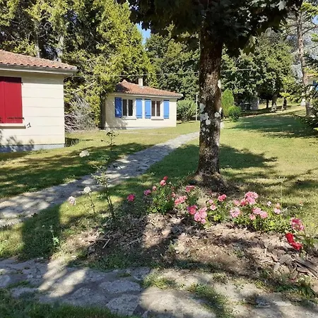 Сasa de vacaciones Village Le Pontaroux Gardes-le-Pontaroux