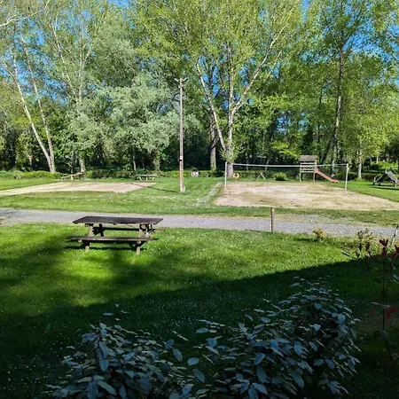 Village Le Pontaroux Gardes-le-Pontaroux