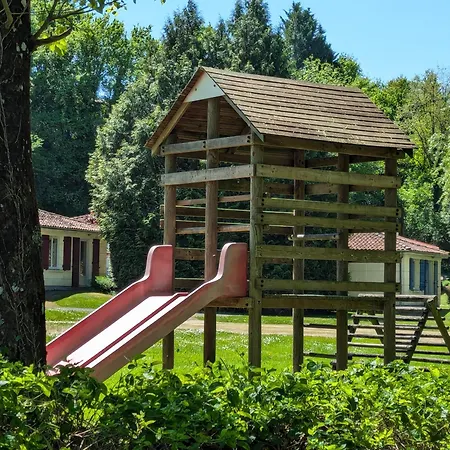 Village Le Pontaroux Gardes-le-Pontaroux