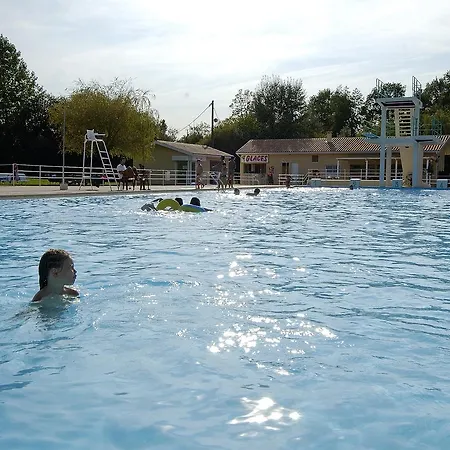 Village Le Pontaroux Gardes-le-Pontaroux