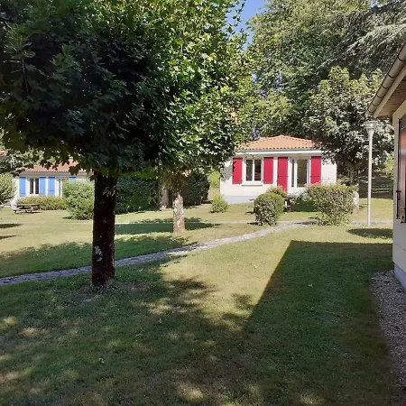 Village Le Pontaroux