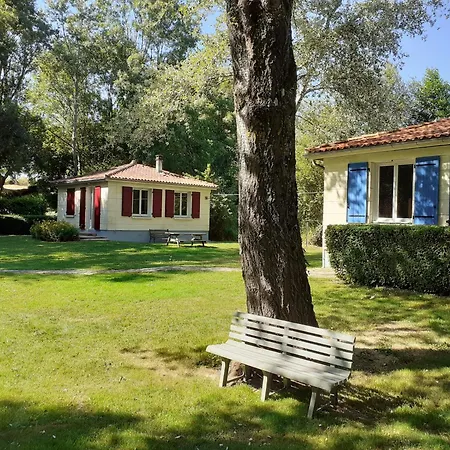 Village Le Pontaroux *