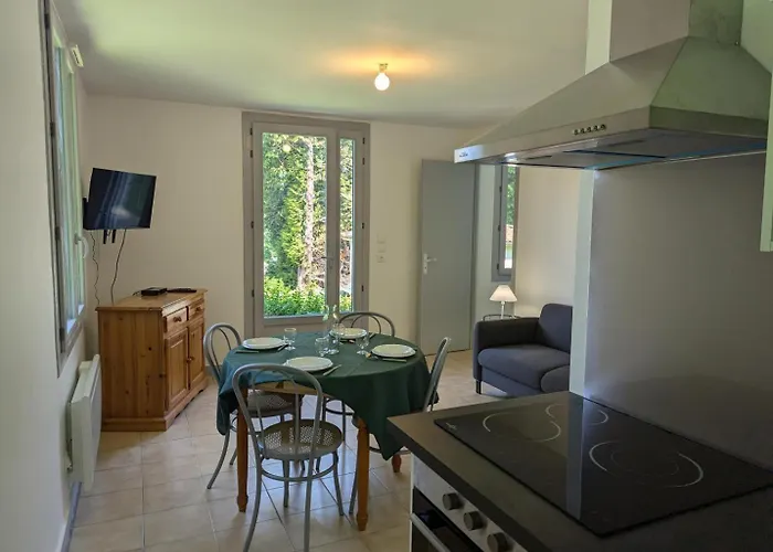 Village Le Pontaroux * Gardes-le-Pontaroux