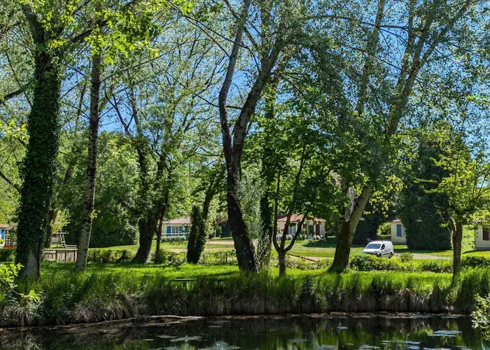 Village Le Pontaroux * Gardes-le-Pontaroux