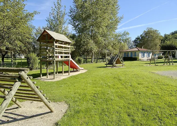 Village Le Pontaroux *